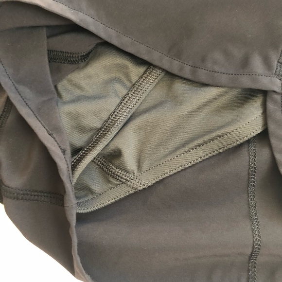 Lululemon Speed Up Reflective Dot Shorts - Picture 4 of 7